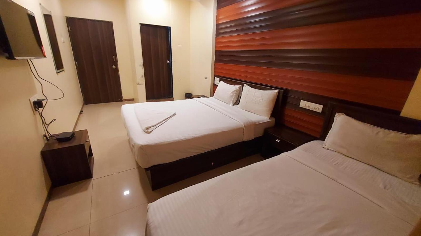 Hotel Rigga Inn Kokilaben Dhirubhai Ambani Hospital — Photos 2